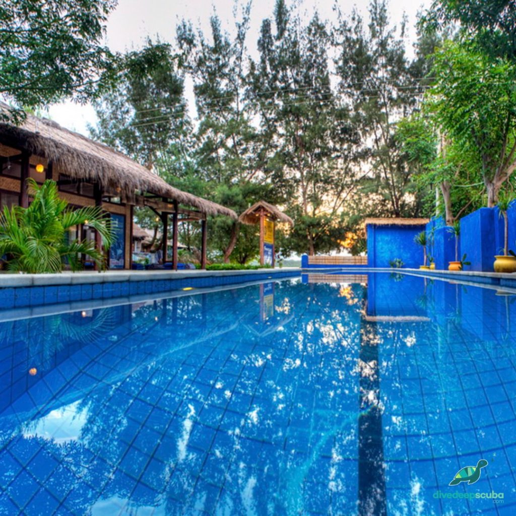 The beautiful training pool at FreeDive Gili