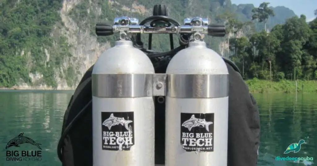 Picture of twin tanks for a tech dive